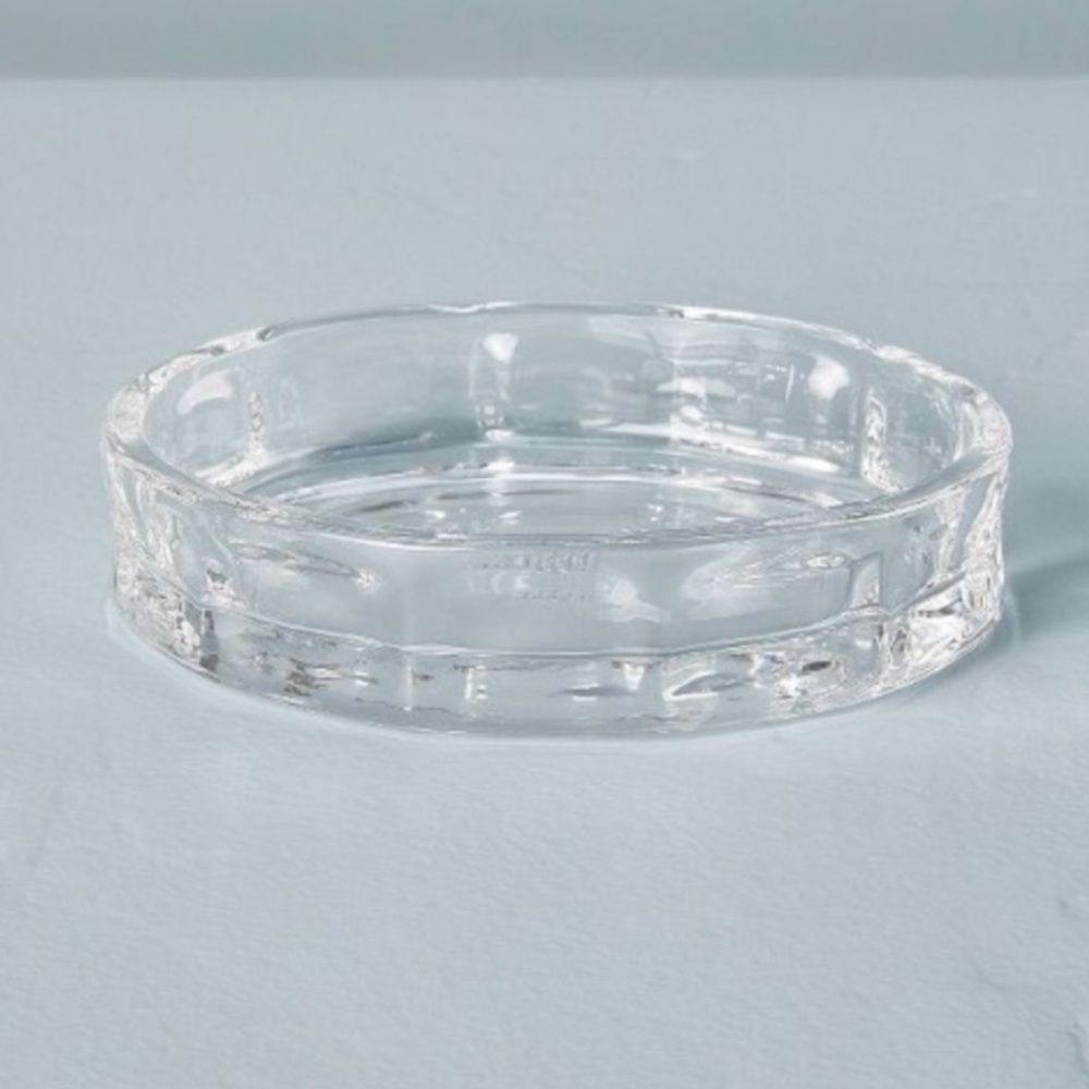 HEARTH & HAND NWT faceted glass soap dish -clear